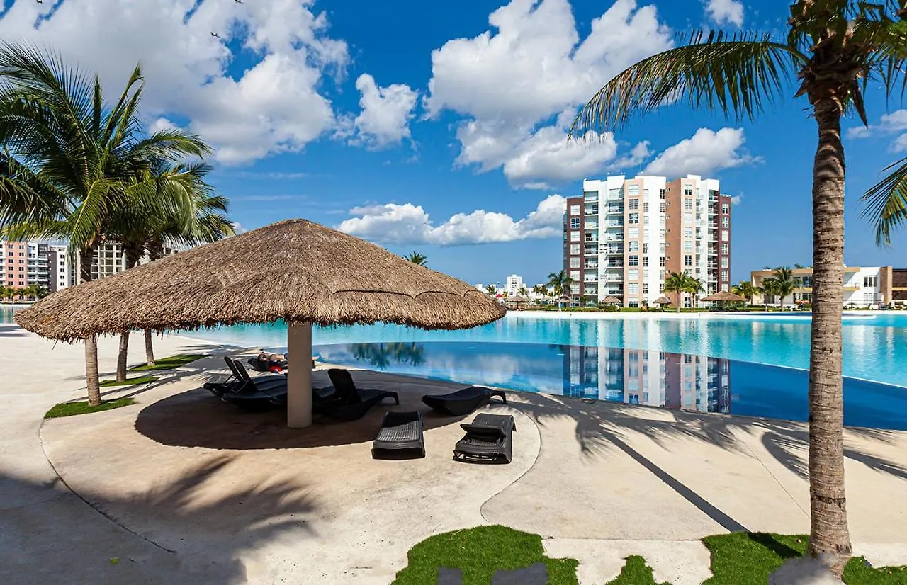 Departamento 'Hozanek' En Dream Lagoons Cancun Apartment